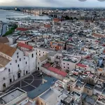 La Corte