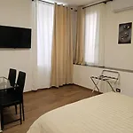 La Corte