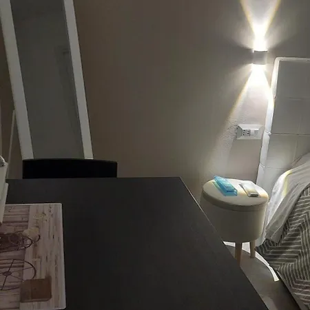 Alloggio in famiglia La Corte *