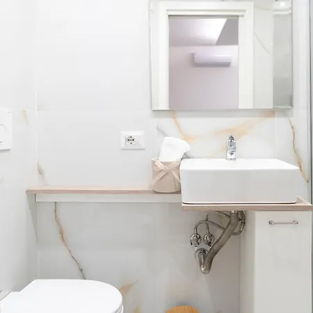 La Corte Homestay Bari