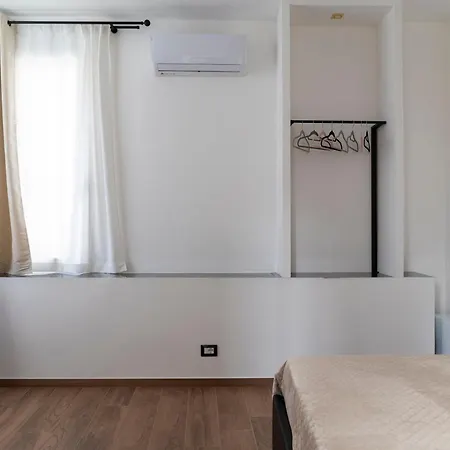 La Corte Homestay Bari